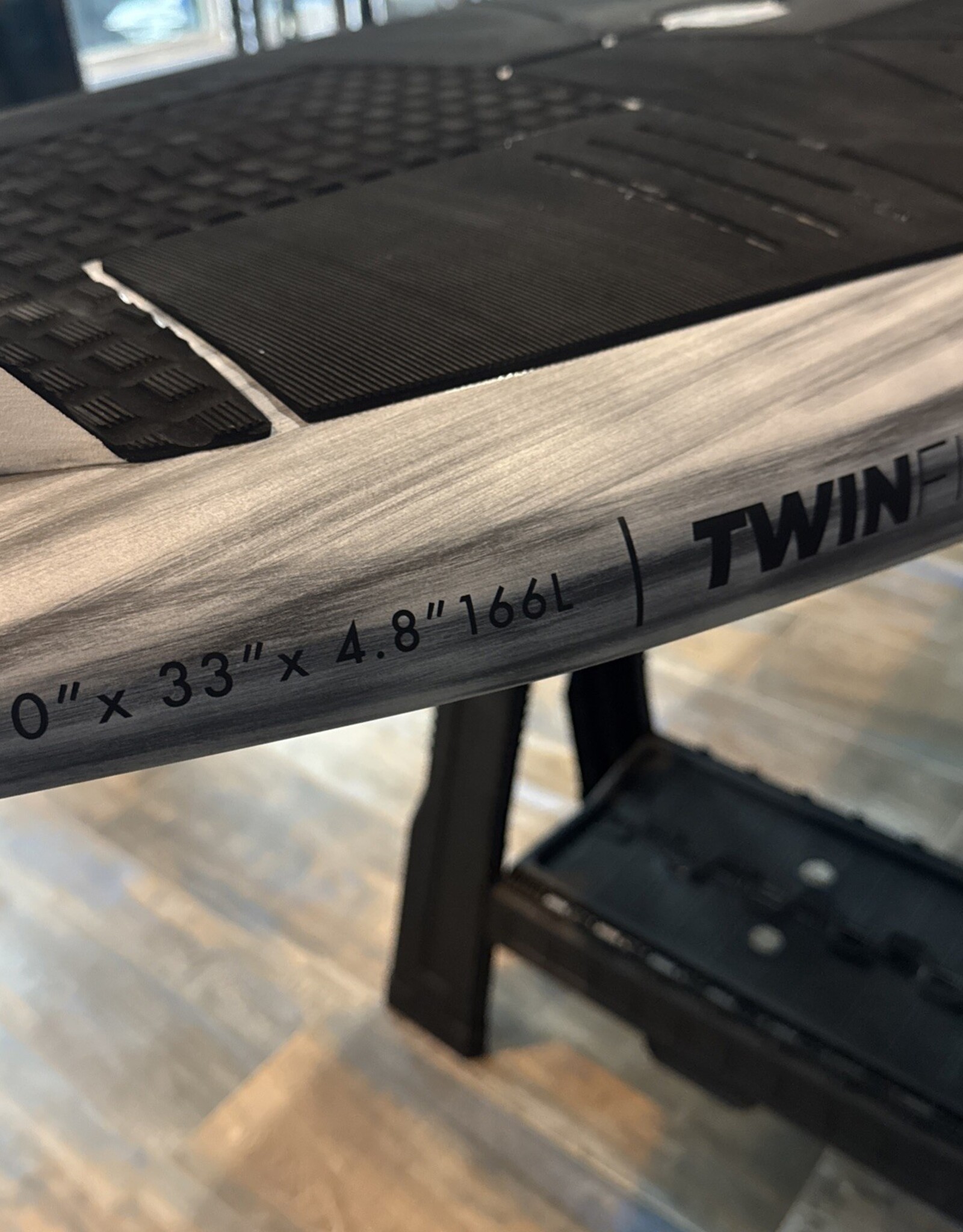 Starboard 2026 STARBOARD TWIN FIN 9'0" X 33" LIMITED SERIES