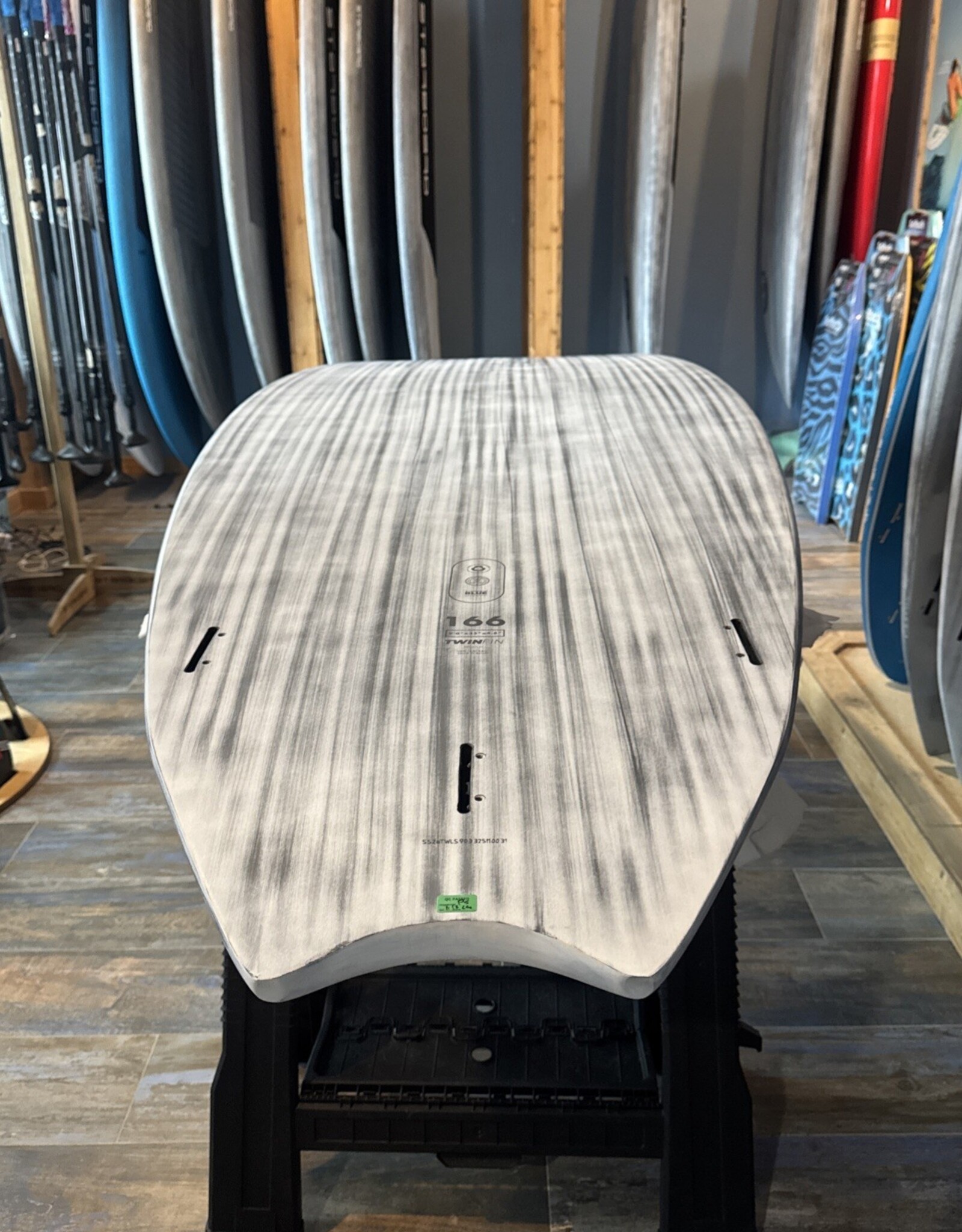 Starboard 2026 STARBOARD TWIN FIN 9'0" X 33" LIMITED SERIES