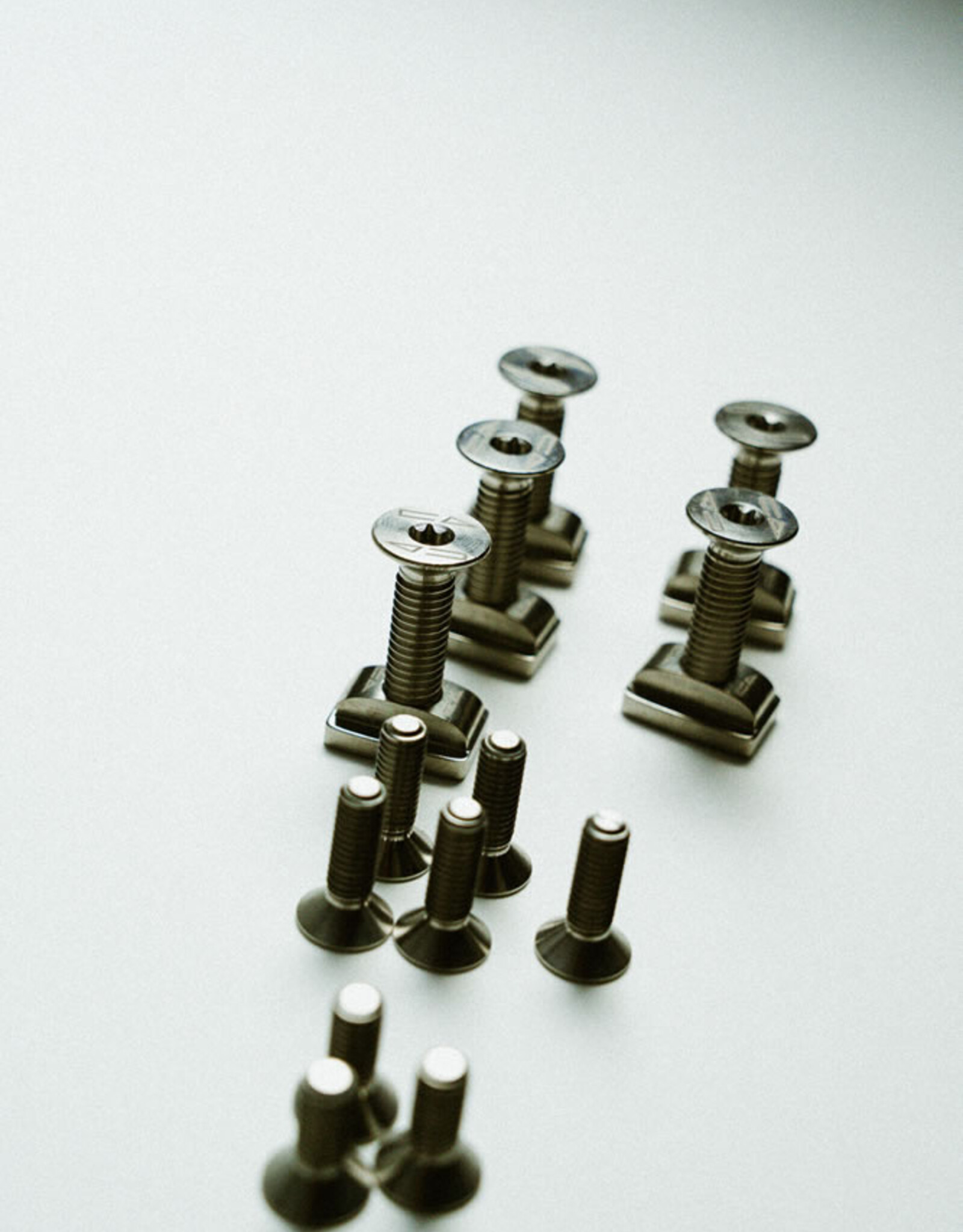 CODE FOILS CODE FOILS TITANIUM REPLACEMENT BOLT KIT