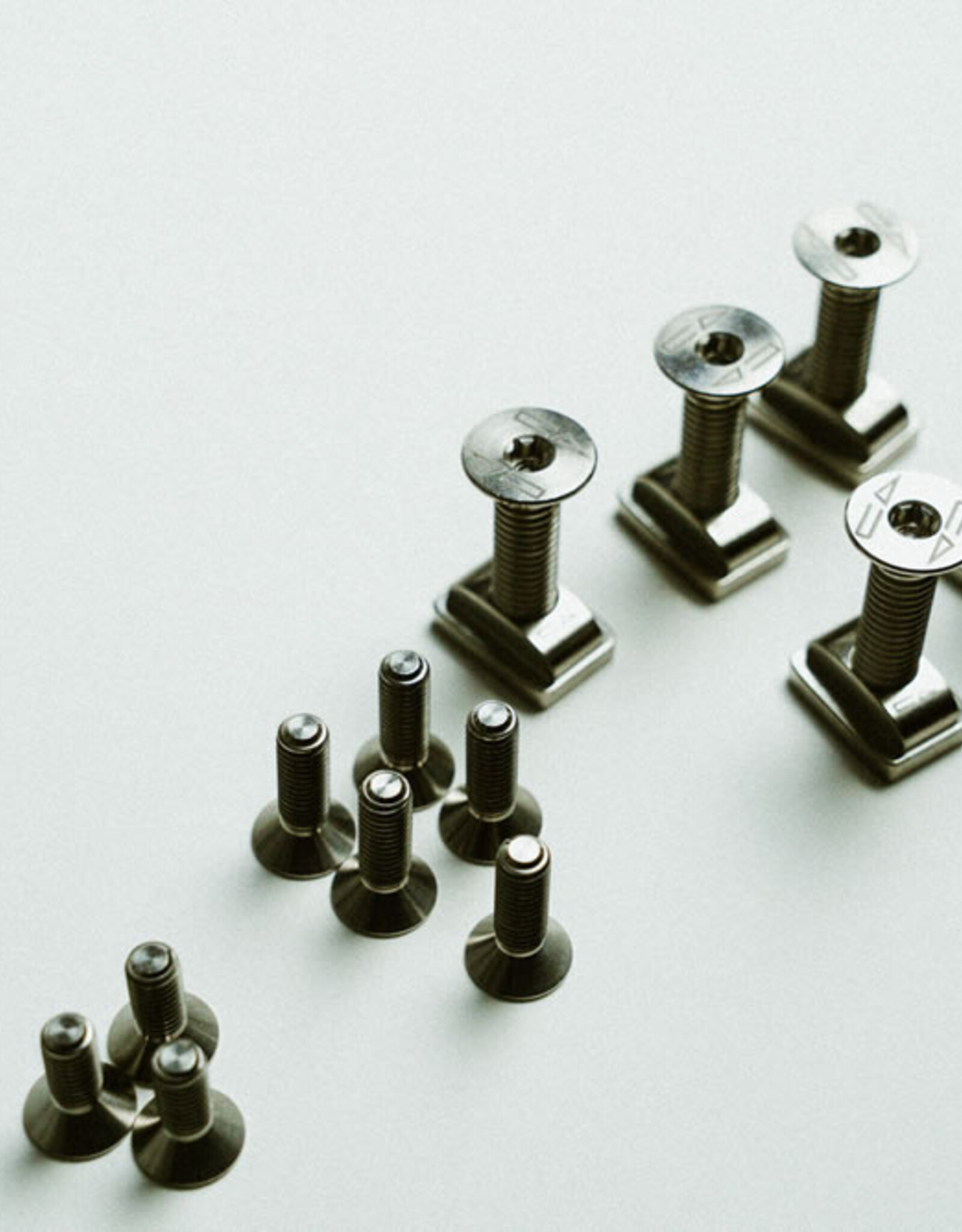 CODE FOILS CODE FOILS TITANIUM REPLACEMENT BOLT KIT