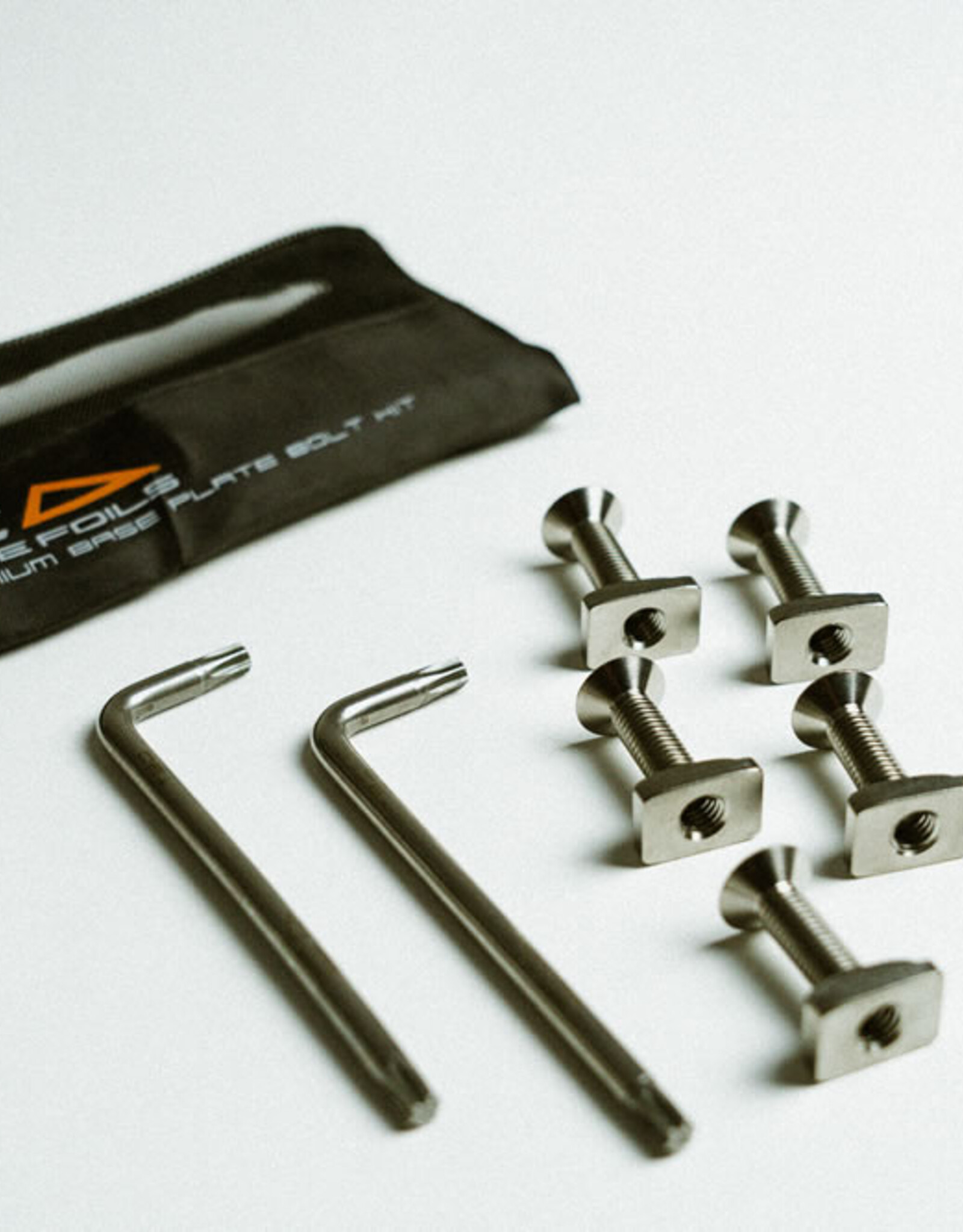 CODE FOILS CODE FOILS TITANIUM BASE PLATE BOLT KIT