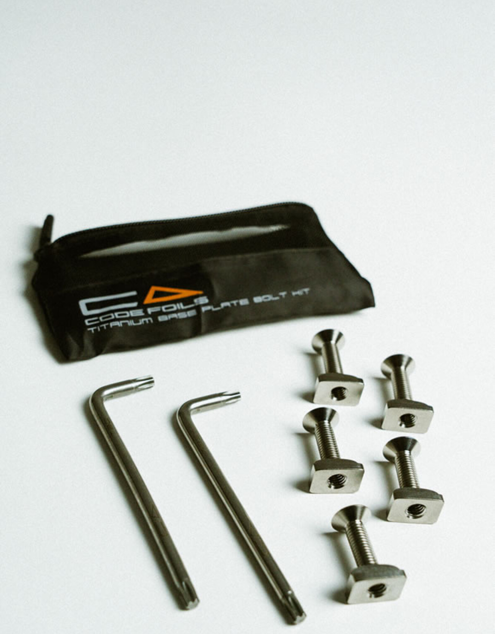 CODE FOILS CODE FOILS TITANIUM BASE PLATE BOLT KIT