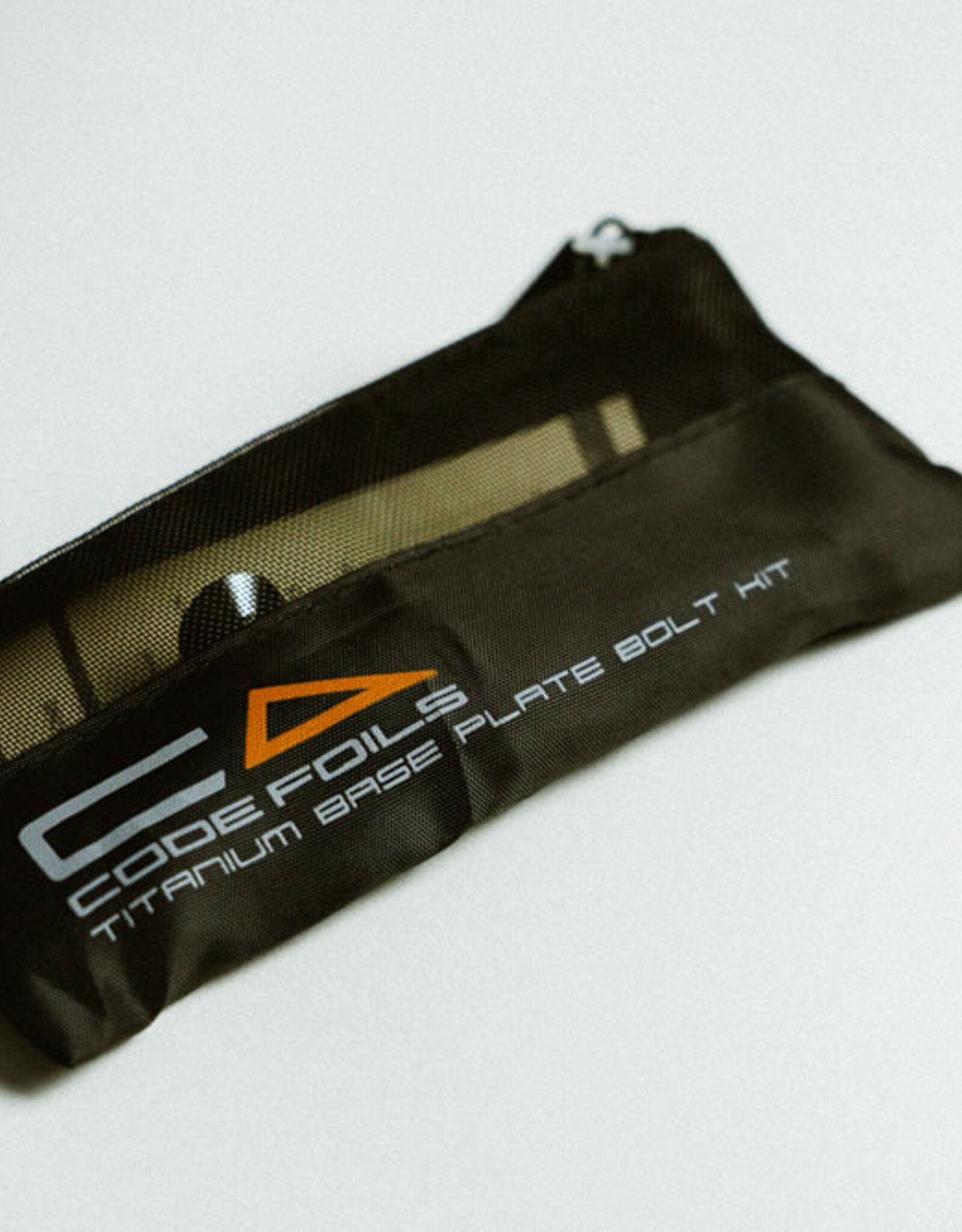 CODE FOILS CODE FOILS TITANIUM BASE PLATE BOLT KIT