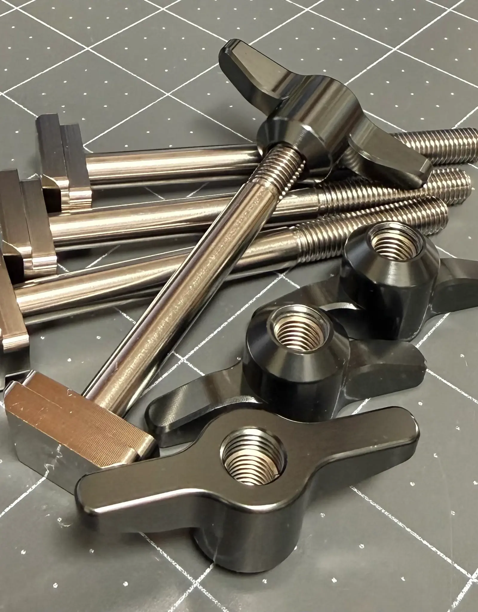 CUSTOM WINGSCREWS HYDROFOIL WINGSCREWS FOR FOIL DRIVE GEN2 M7 (M8)
