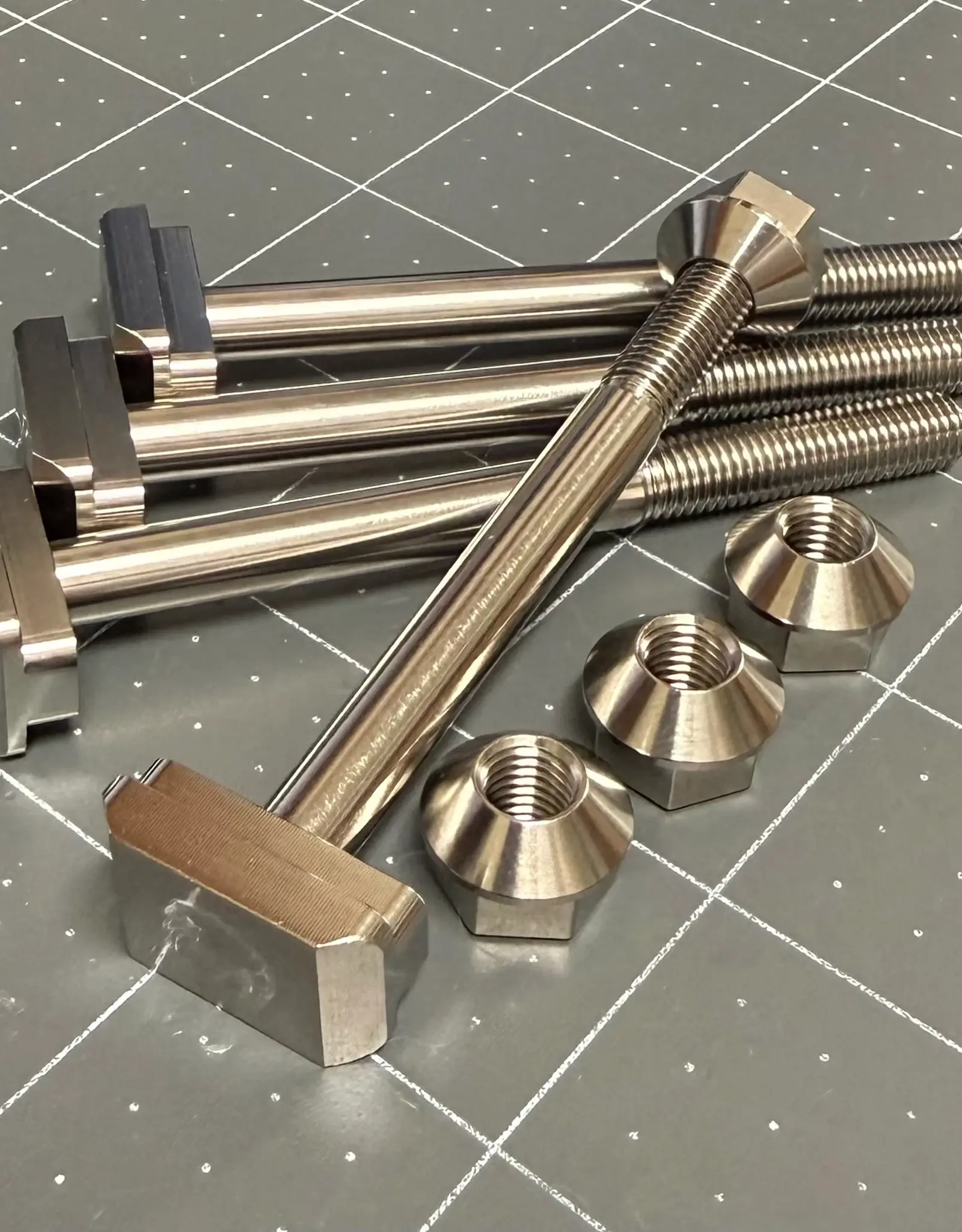 HYDROFOIL WINGSCREW FOIL ASSIST STUDS w/ HEXNUTS M7