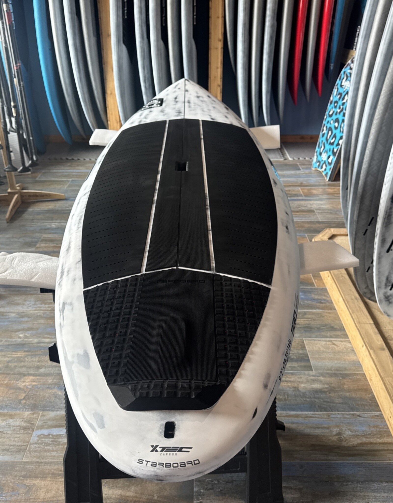 Starboard 2027 STARBOARD PRO 9'2 X 29.75" 144L XTEC CARBON