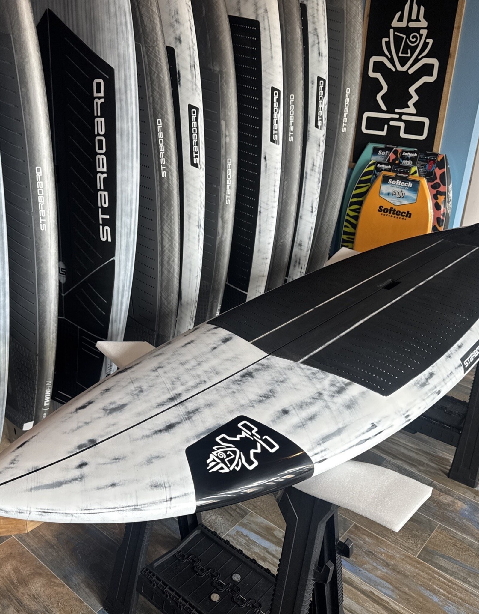 Starboard 2027 STARBOARD PRO 9'2 X 29.75" 144L XTEC CARBON