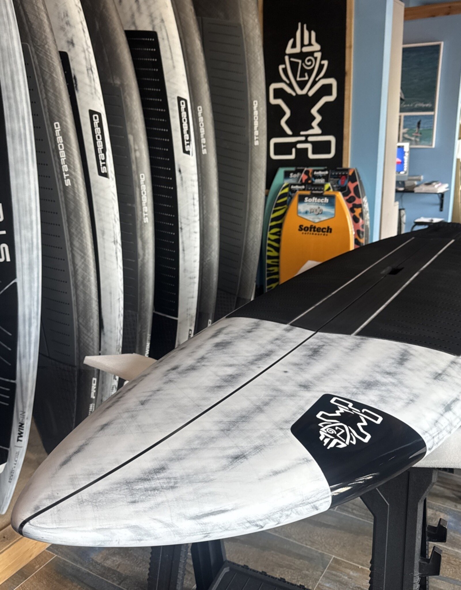 Starboard 2027 STARBOARD PRO 8'9 X 29.25" 134L XTEC CARBON