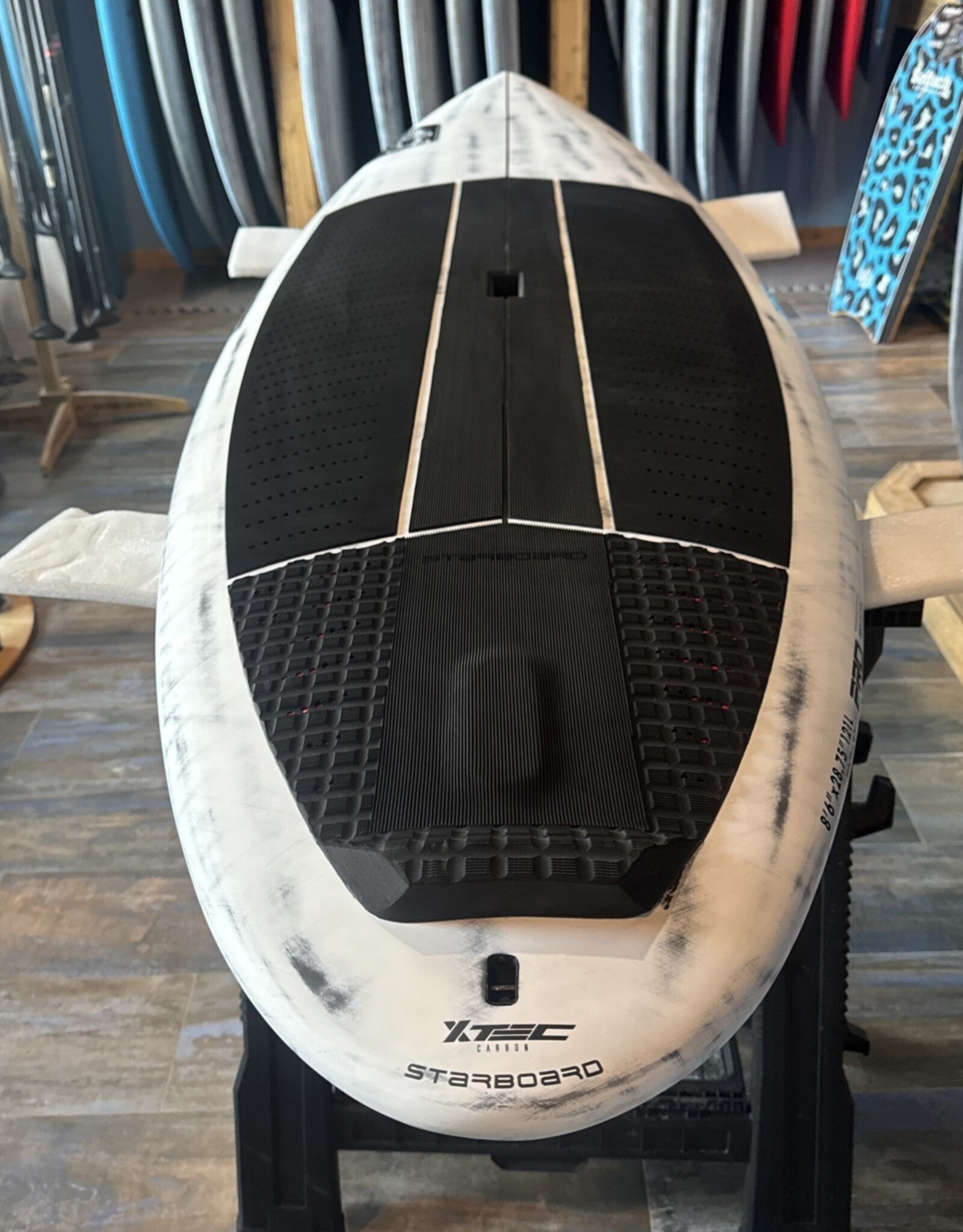 Starboard 2027 STARBOARD PRO 8'6 X 28.75" 121L XTEC CARBON