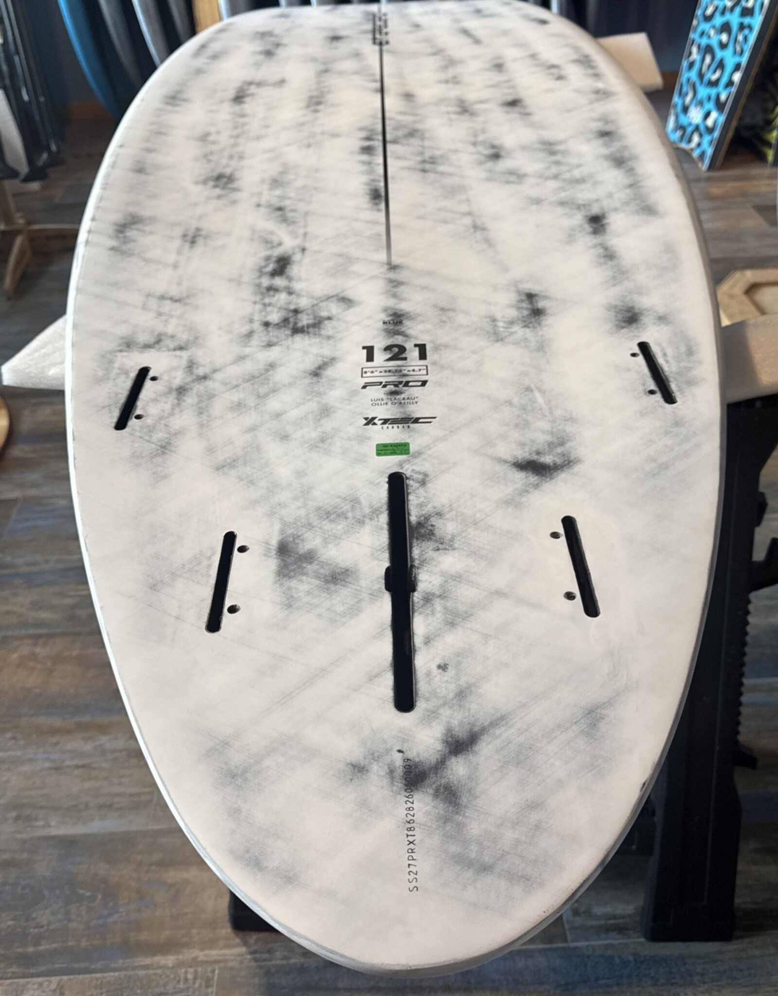 Starboard 2027 STARBOARD PRO 8'6 X 28.75" 121L XTEC CARBON