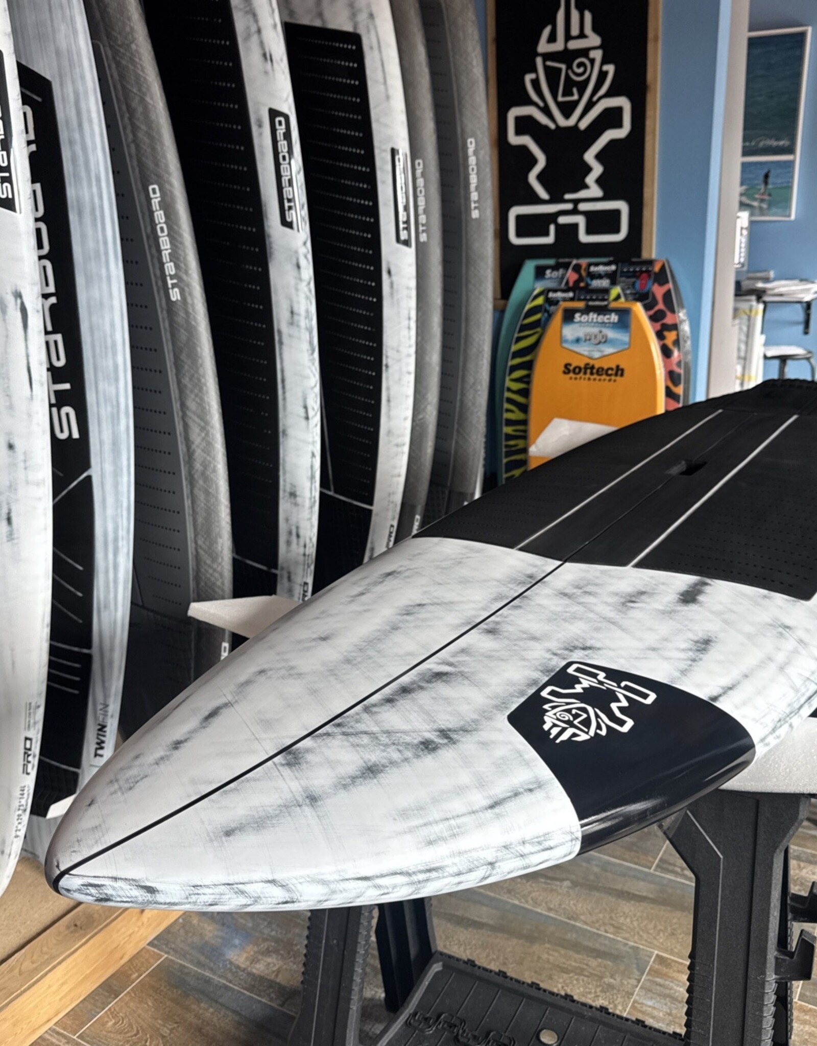 Starboard 2027 STARBOARD PRO 8'0 X 27.75" 106L XTEC CARBON