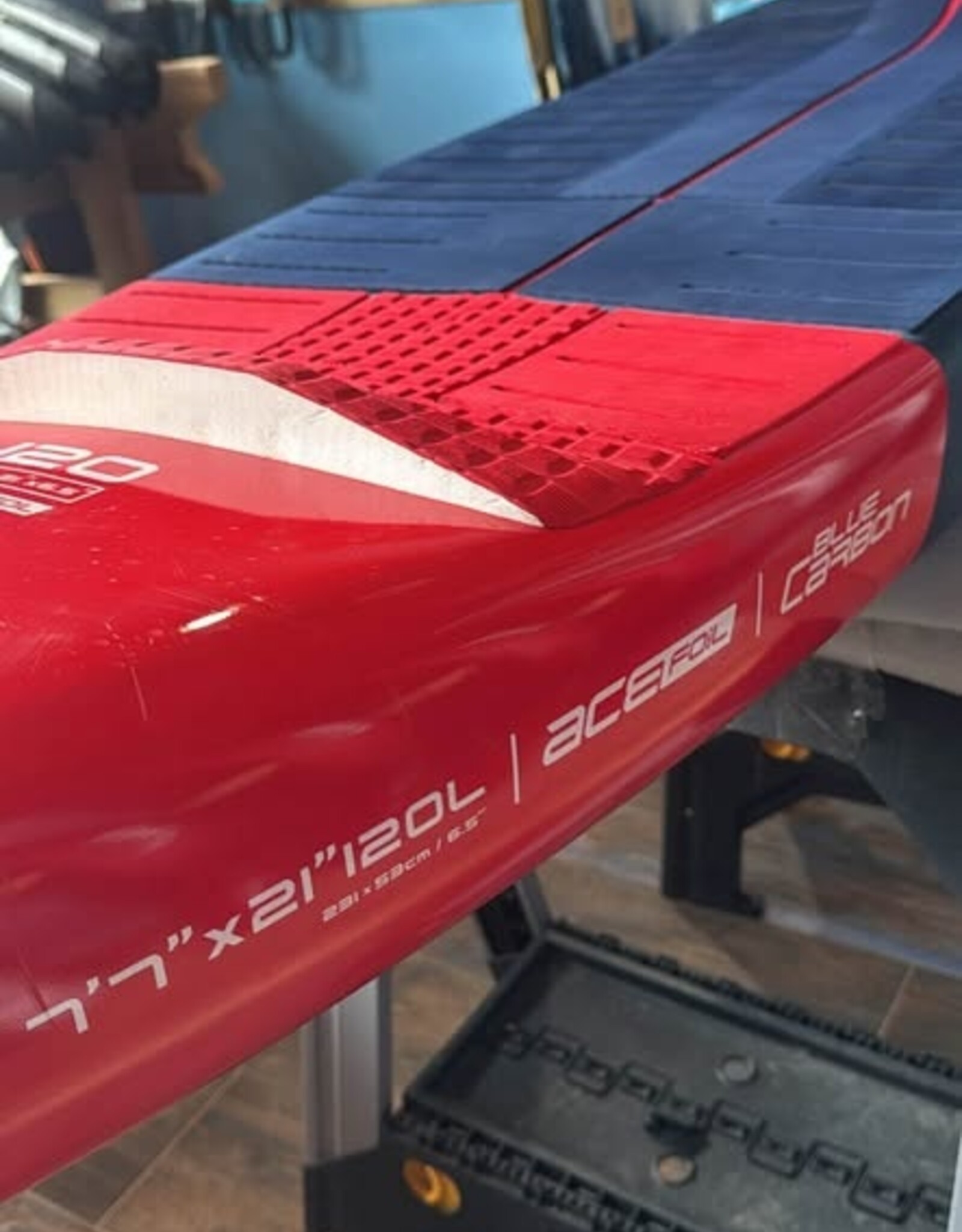 Starboard DEMO 2026 STARBOARD ACE FOIL 7'7 X 21" BLUE CARBON