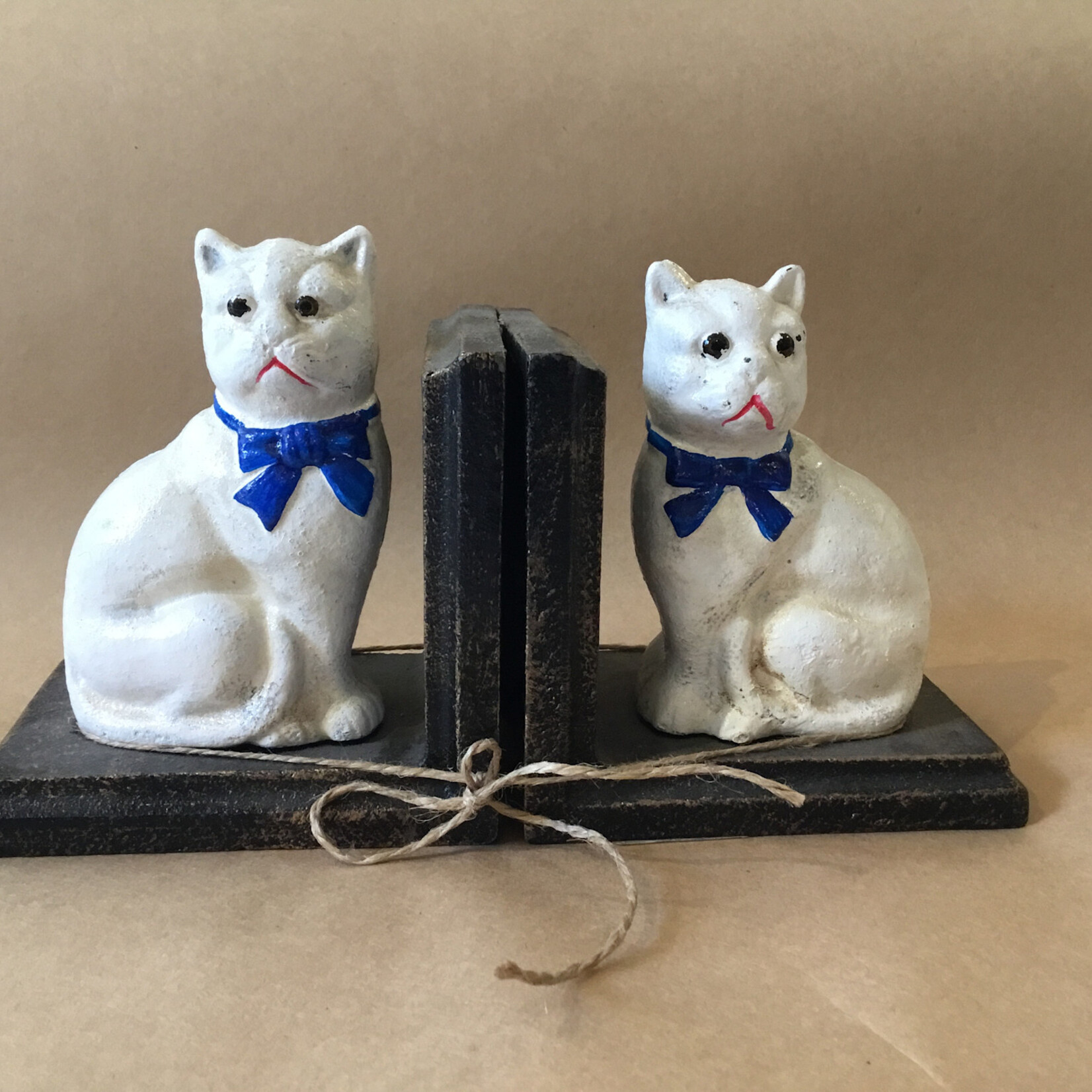CAT BOOKENDS