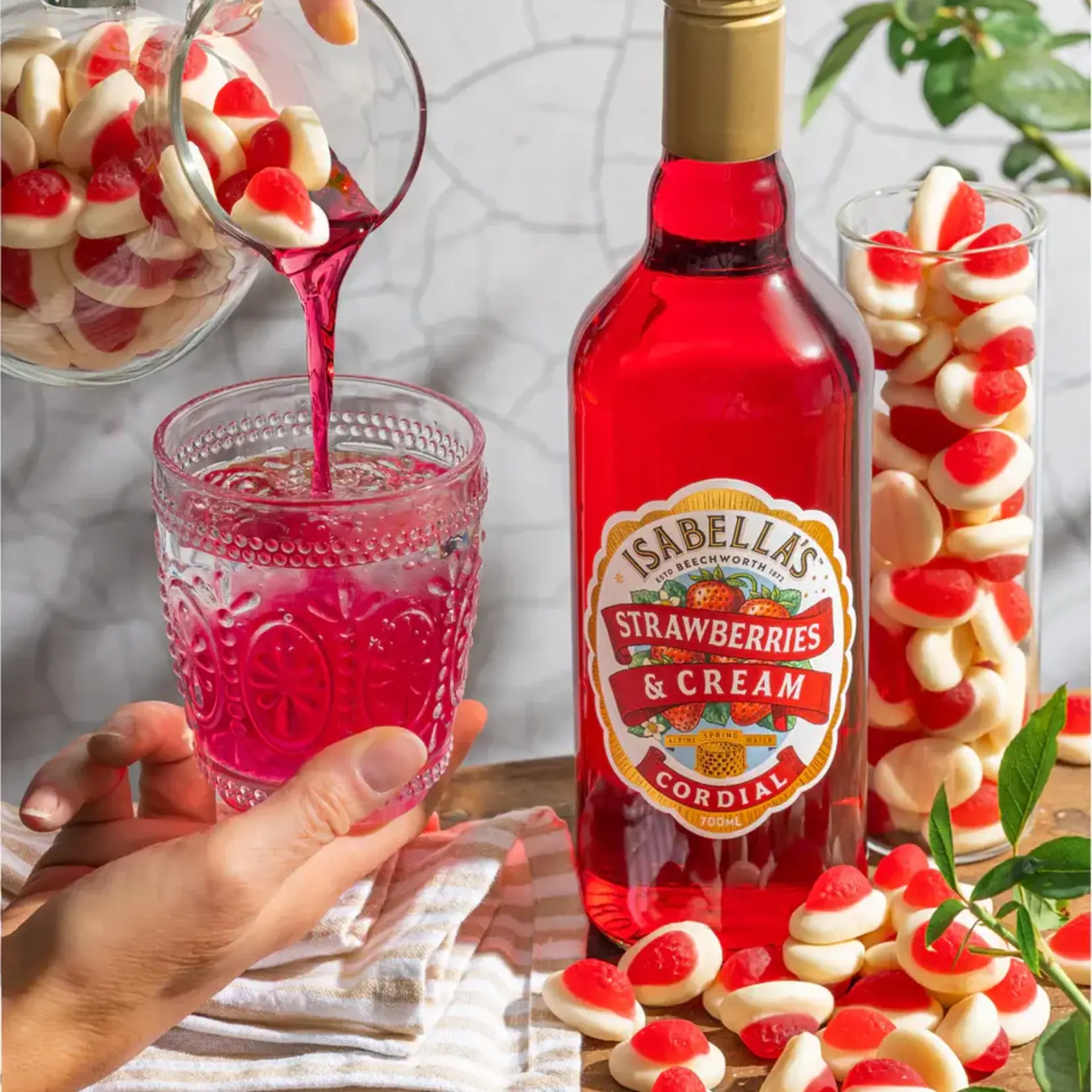 Strawberries & Cream Isabella's Cordial 700ml Billson's