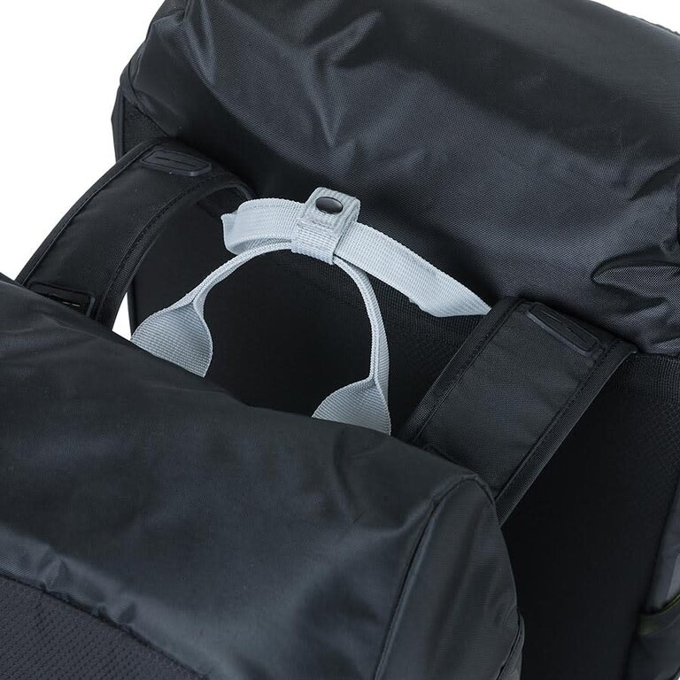 Bags panniers Basil Miles