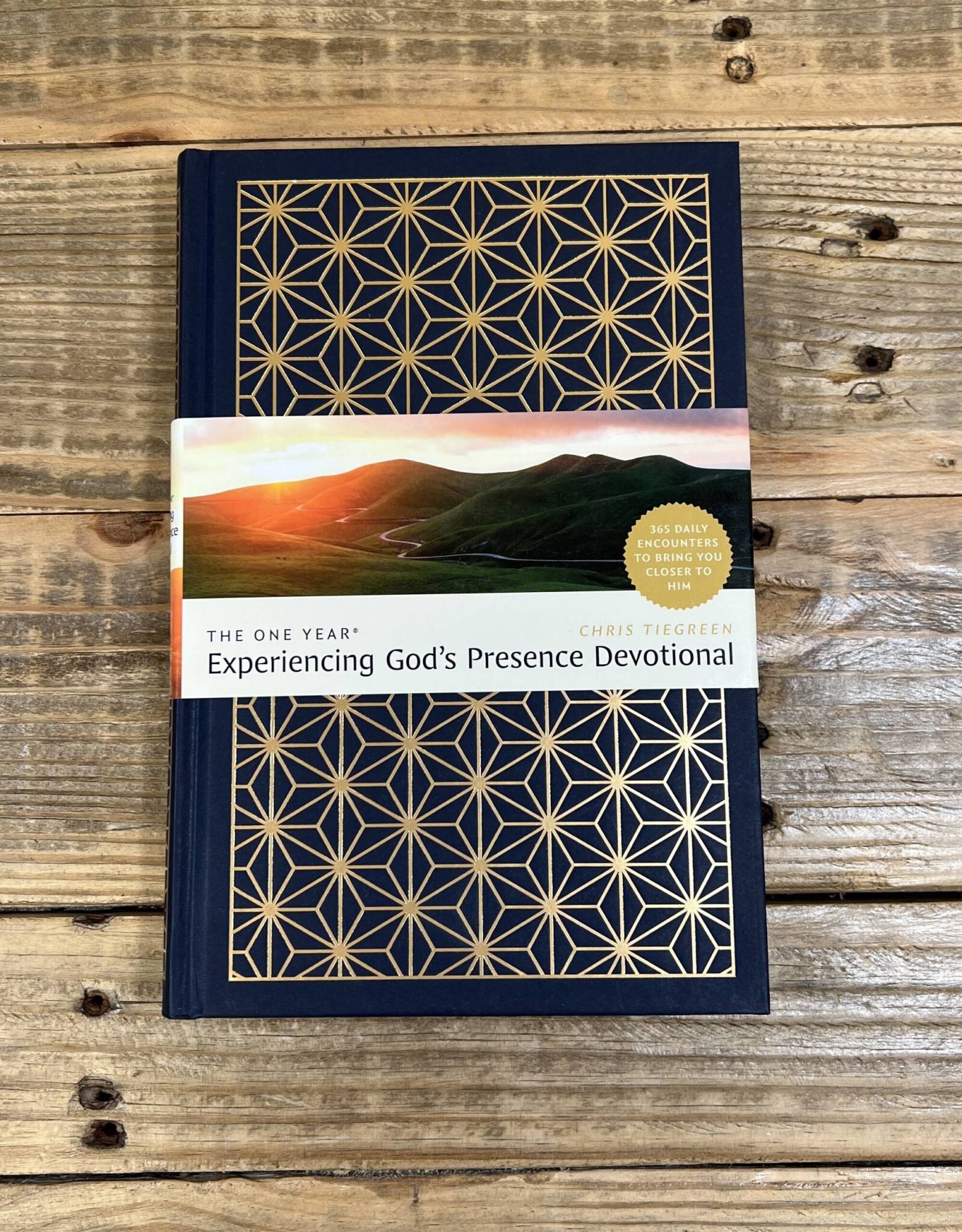 Tiegreen, Chris 2025 Devotional Experiencing God's Presence by Chris Tiegreen