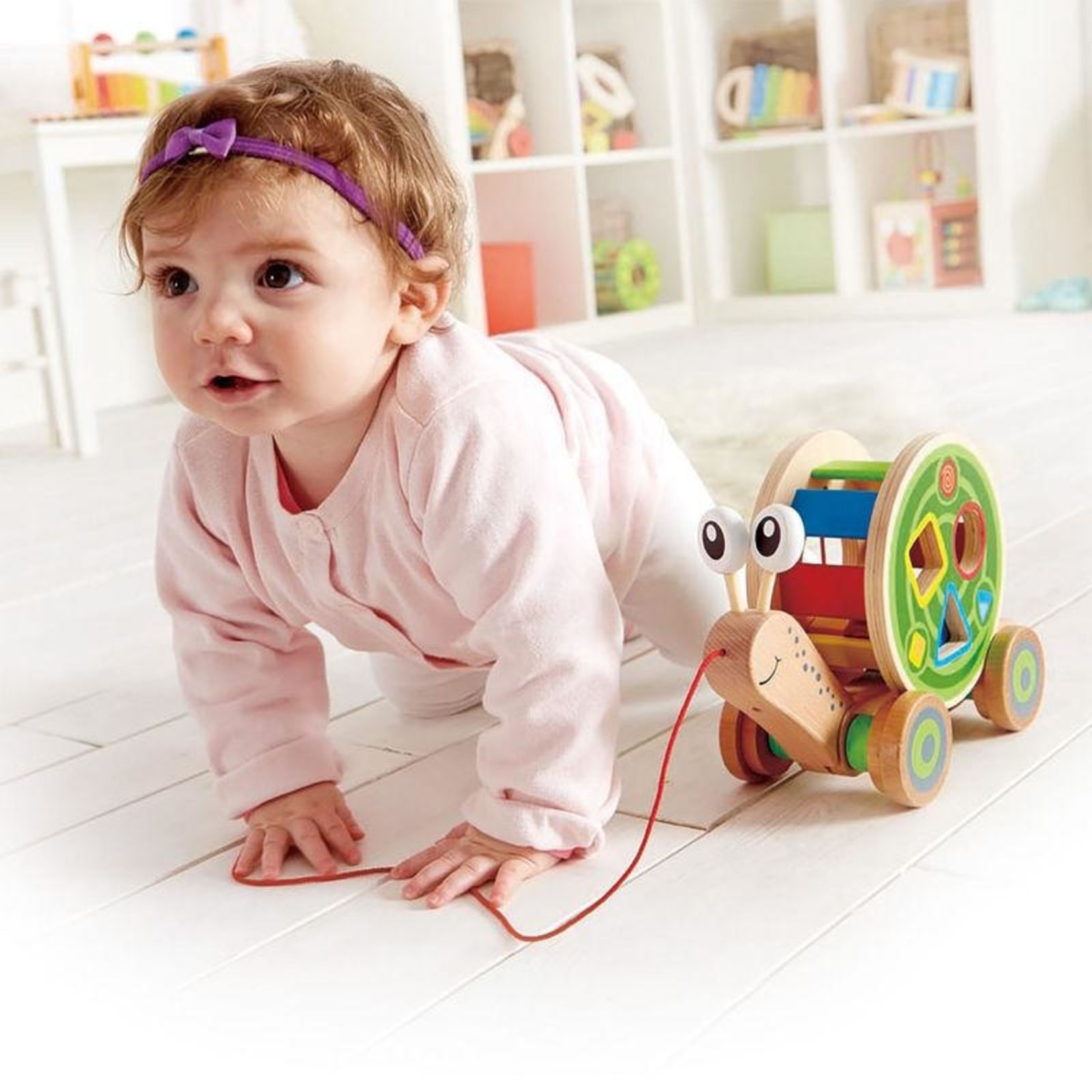 HAPE WALK ALONG SNAIL SHAPE SORTER