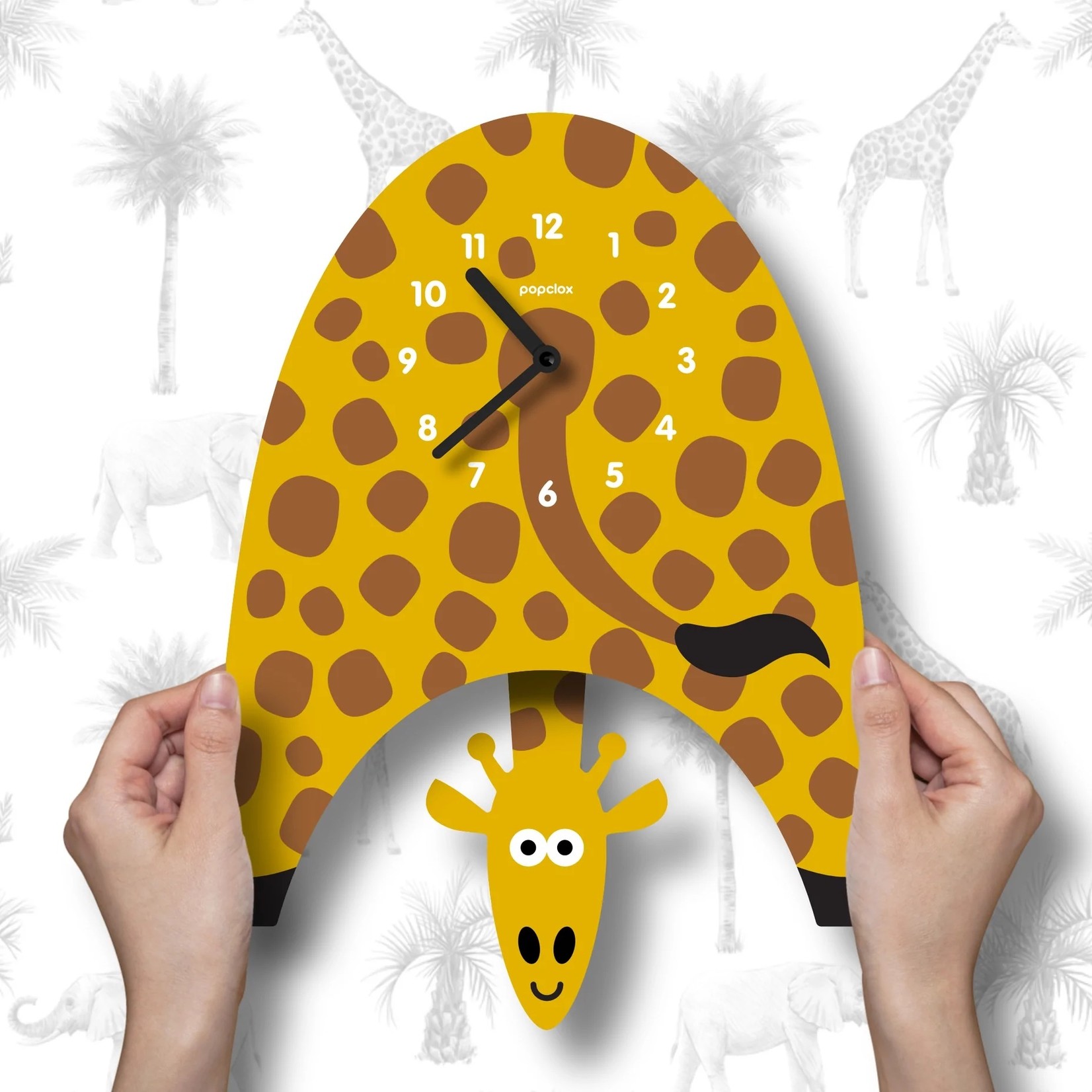 MODERN MOOSE CLOCK GIRAFFE