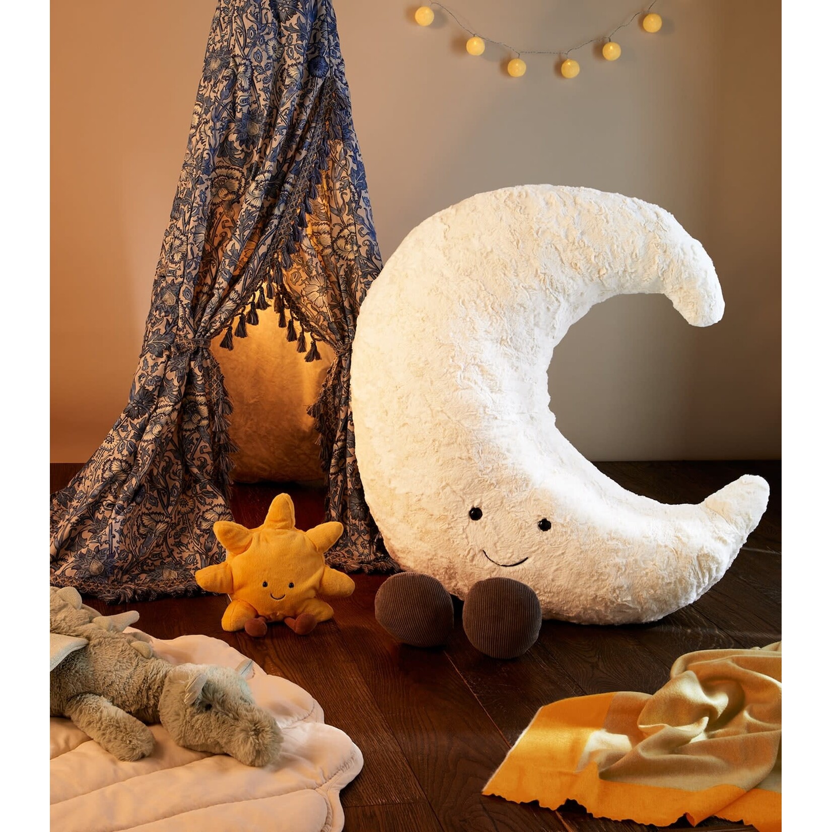 JELLYCAT Amuseables Moon  Gigantic