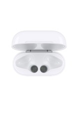 Apple Apple Wireless Charging Case for AirPods 1st and 2nd gen (Airpods not included)
