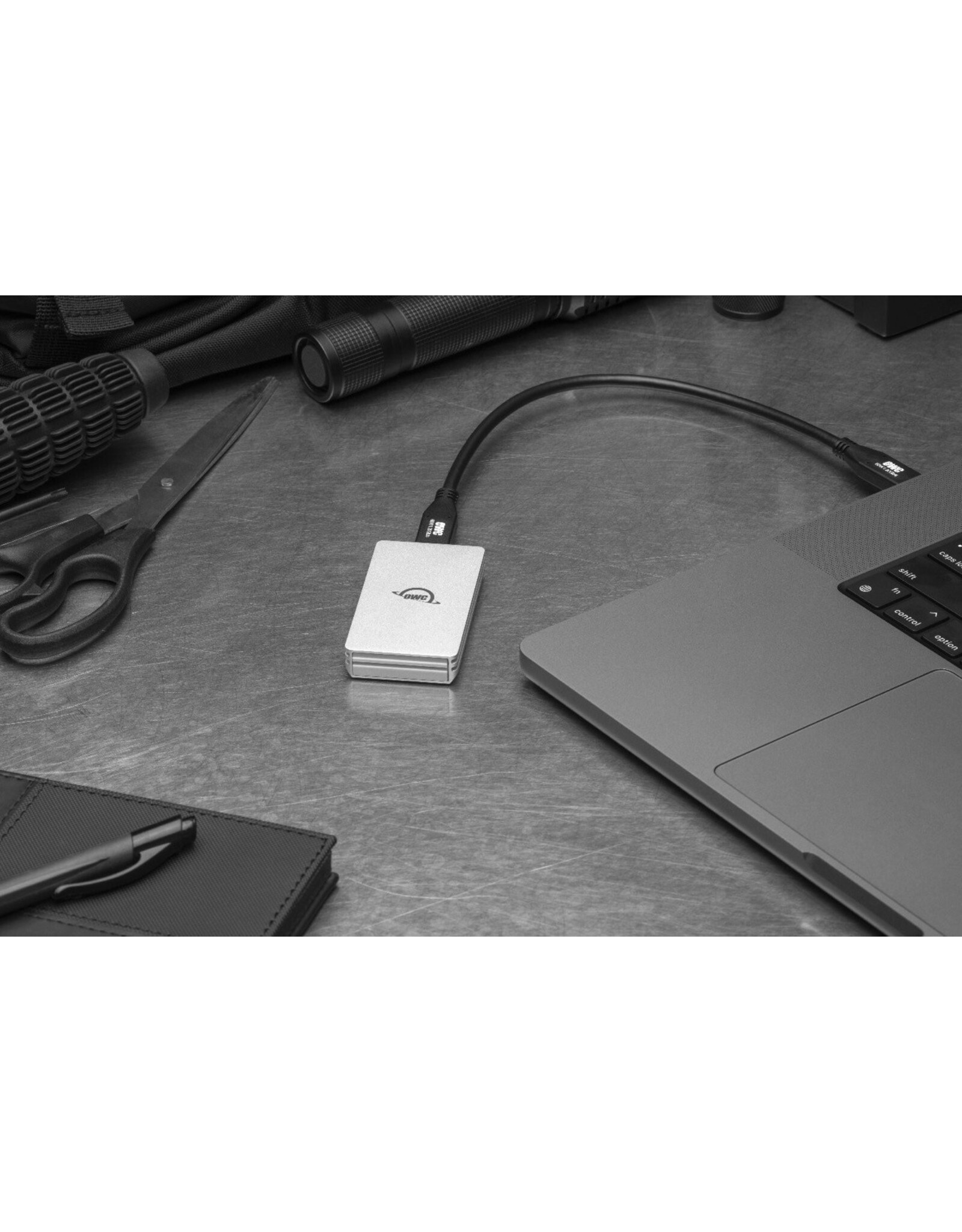 OWC OWC 1TB Envoy USB 3.2 (10Gb/s) Bus-Powered Portable NVMe SSD
