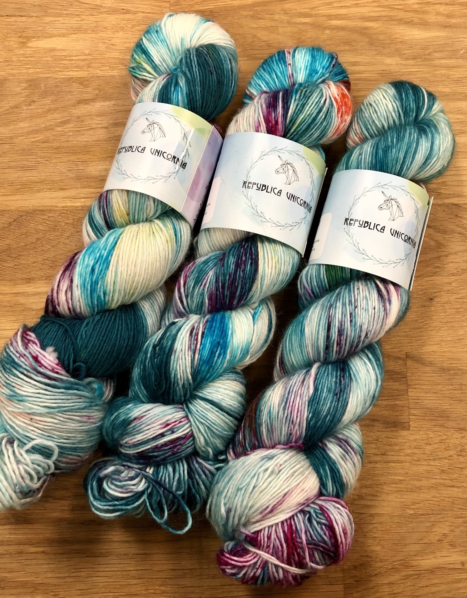 Merino Singles by Republica Unicornia