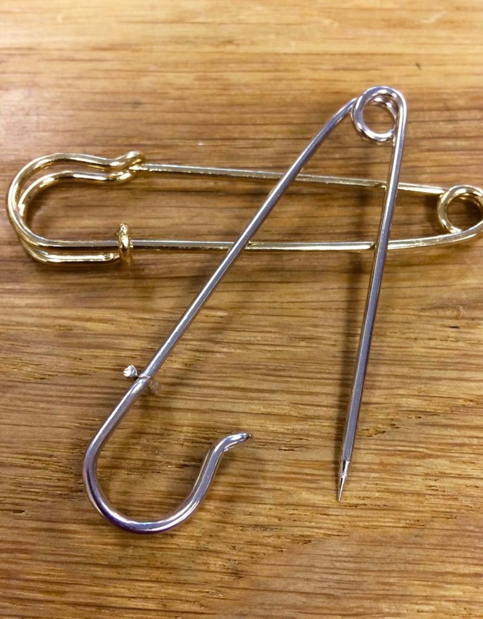 Dill Kilt Pin, small