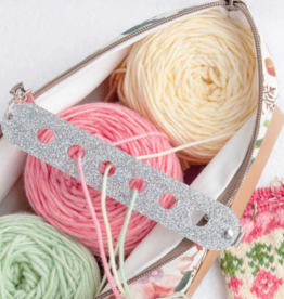 Twice Sheered Sheep Yarn Gator - Universal Colorwork Yarn Divider / Organizer