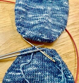 Kitchener Stitch (a.k.a. How to Resolve Commitment Issues) - Saturday, August 1, 1:30-3:30pm