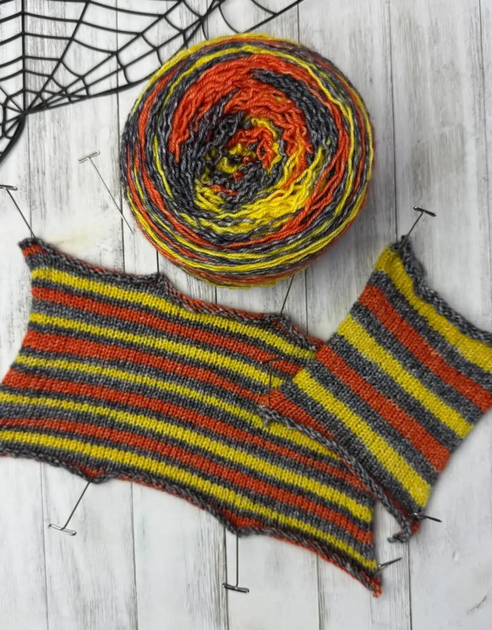 Wonderland Yarn Line by Line (Self-striping), Mary Ann by Wonderland Yarns