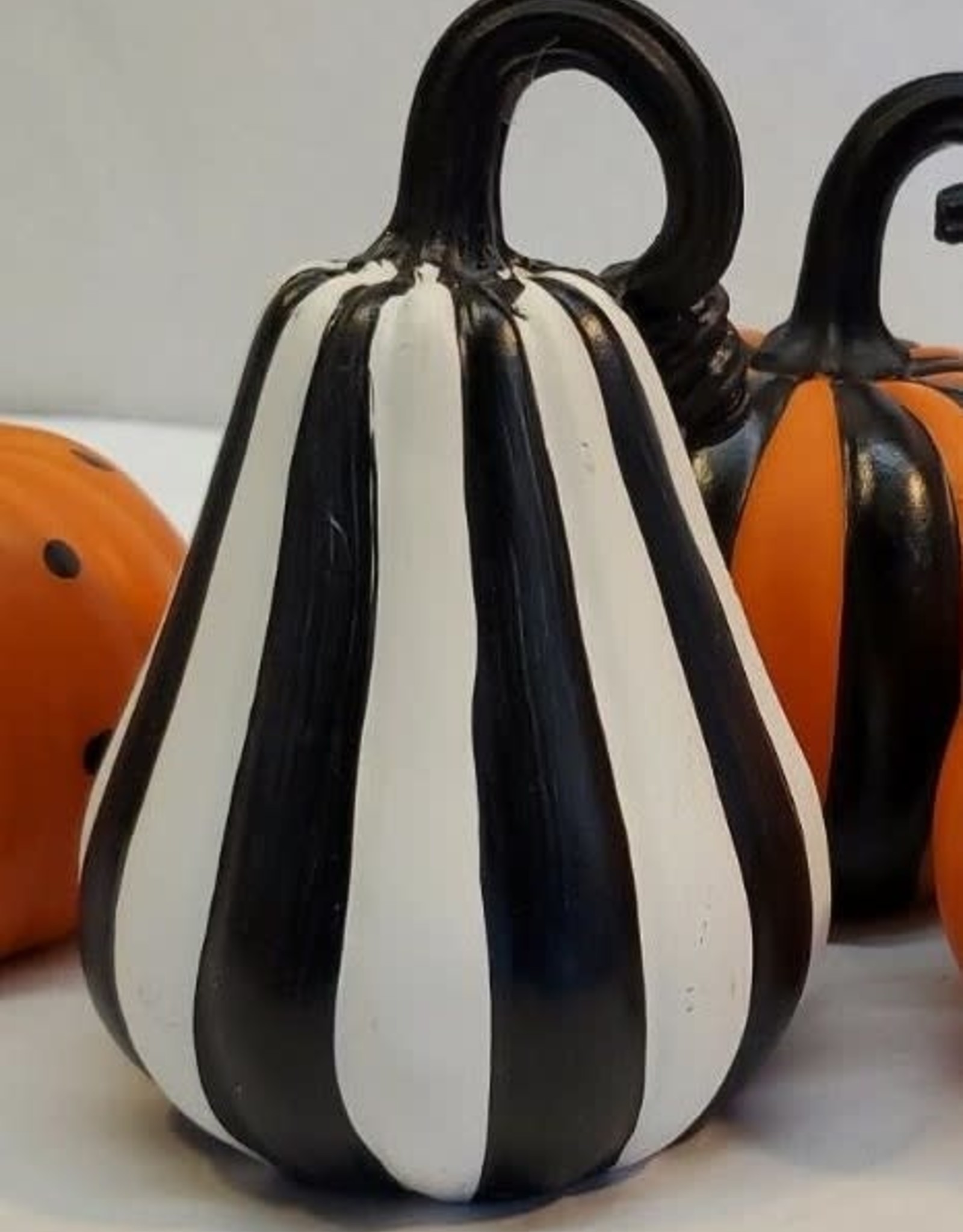 Halloween 2022 2533230 Assorted Pumpkins 2" x 2" White/Black
