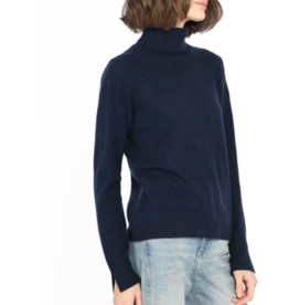 CASHMERE TURTLENECK NAVY