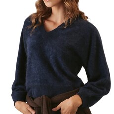 27 MILES SUE FUZZY V NECK PULLOVER NAVY