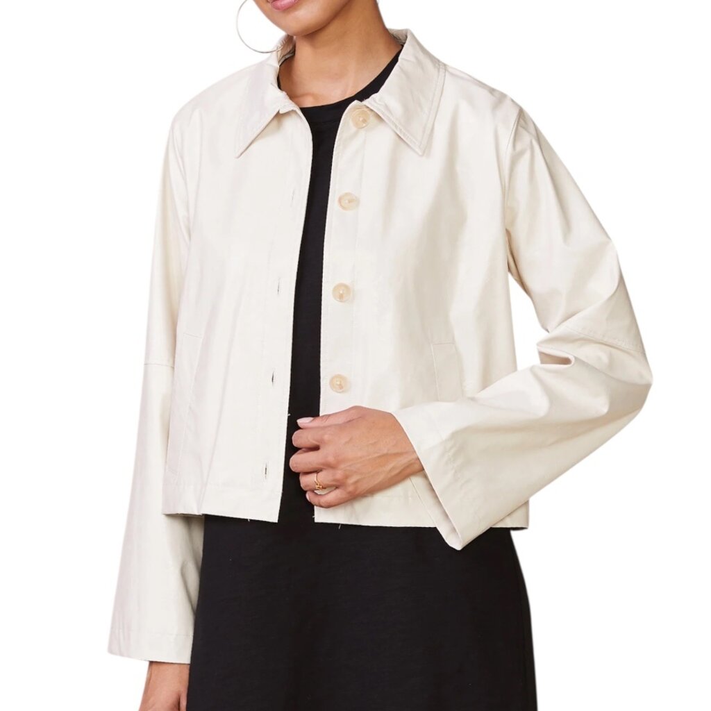 ANTHEM CRINKLE FAUX LEATHER BUTTON FRONT JACKET PEARL