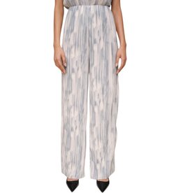 PULL ON PLEATED PANT PAINTED SNOWFALL