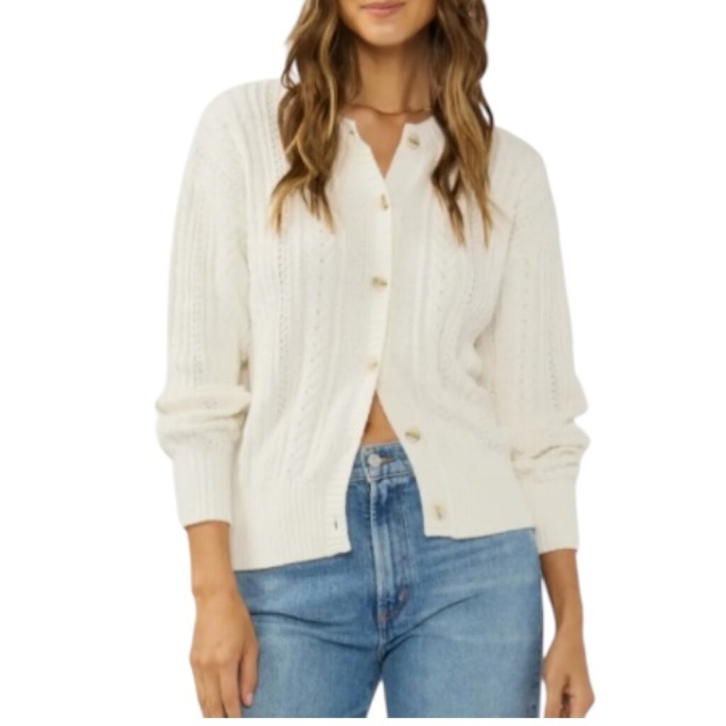 CABLE KNIT CARDIGAN WHITE