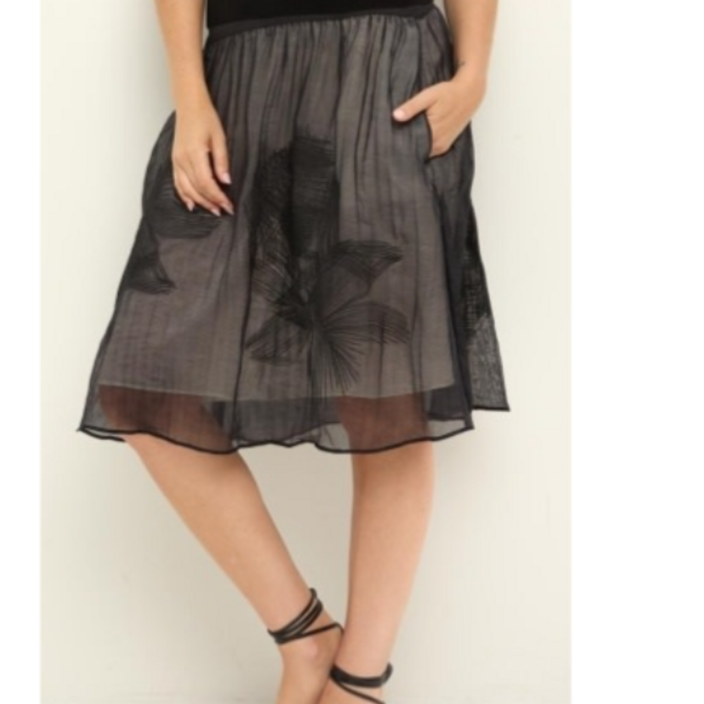 NIC+ZOE EMBROIDERED MESH SKIRT
