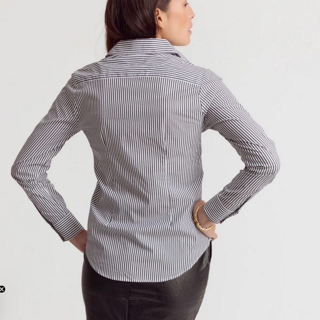 THE SHIRT The Icon Shirt in Stripe Gunmetal/White Stripe The Icon Shirt in Stripe