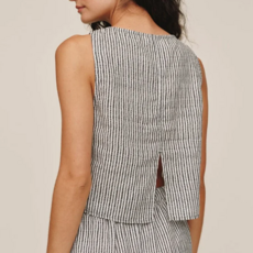 SLEEVELESS BOAT NECK SPLIT BACK-HATCH STRIPE