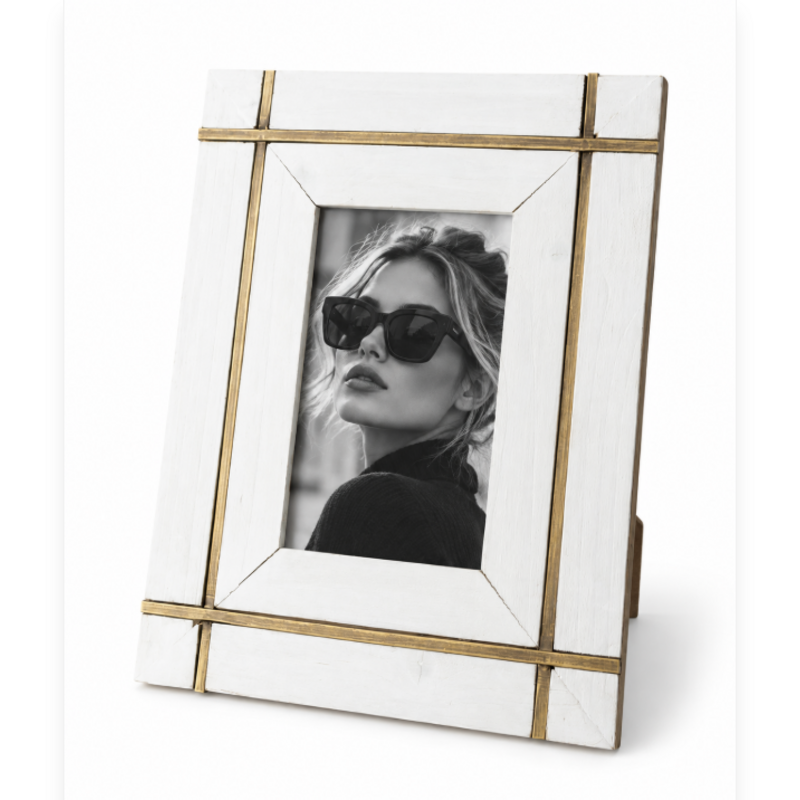 Foreside Home & Garden Henrie 4x6 Photo Brass Bordered Picture Frame White Wood
