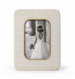 Resin Ribbed Photo Frame with Brass Inlay (Holds 4" x 6" Photo)
