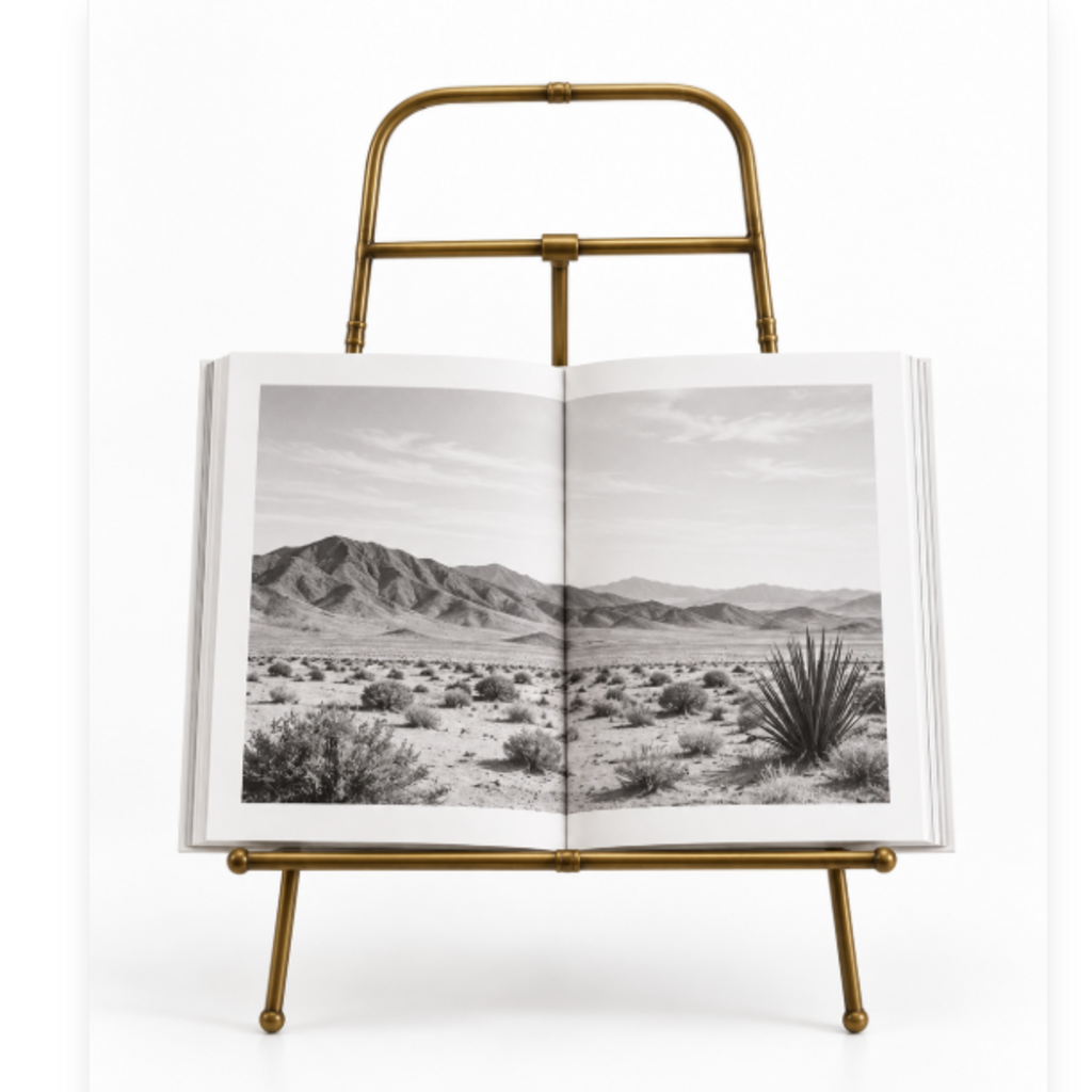 Metal Easel, Gold Finish