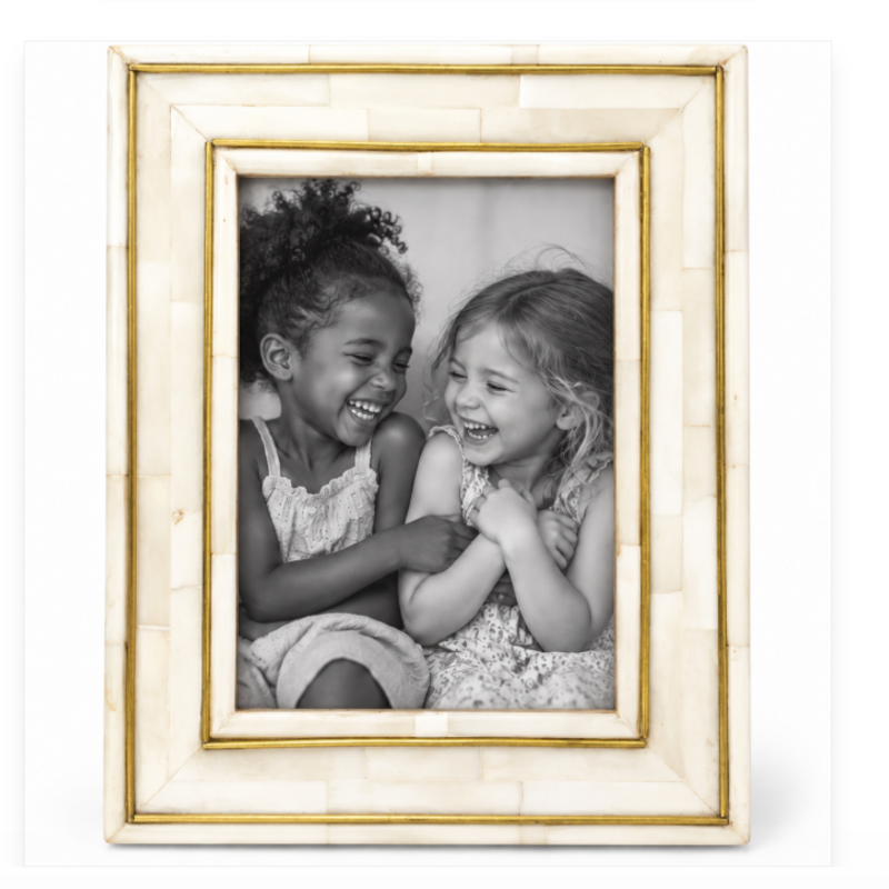 Matr Boomie Pravina 5x7 Picture Frame - Carved Bone, Brass Inlay