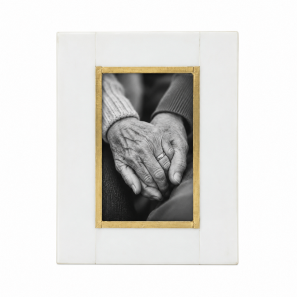 Foreside Home & Garden 2x3 Bernadette Mini Picture Frame With Brass Inlay