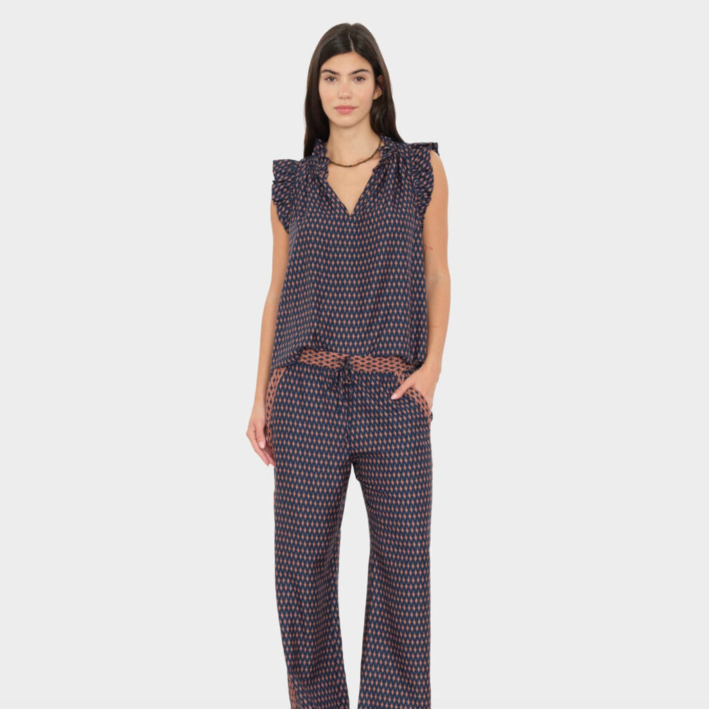 XIRENA VAUGHN PANT NAVY DIAMOND