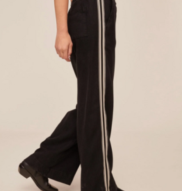TROUSER JEAN WITH SIDE STRIPE VINTAGE BLACK WASH