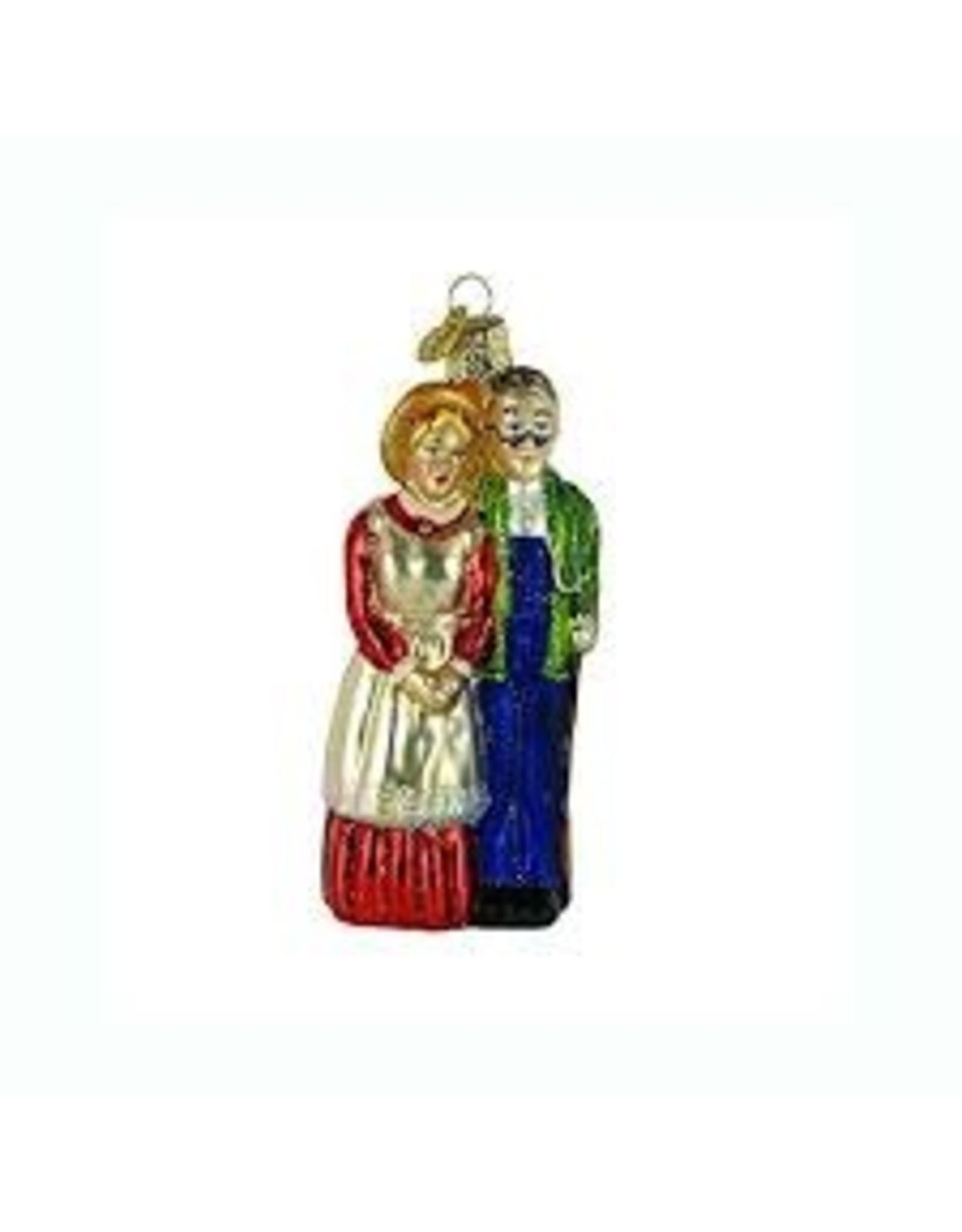 OLD WORLD CHRISTMAS FARM COUPLE