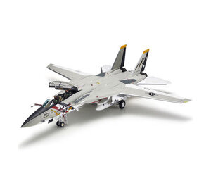TAMIYA GRUMMAN F-14A トムキャットLATE MODEL Tamiya Grumman F-14A Tomcat Late Model Carrier Launch Set 1
