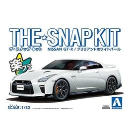 Aoshima 1/32 Nissan GT-RWhite Pearl)