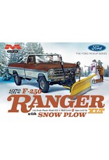 Moebius 1/25 1972 Ford F-250 4x4 with Snow Plow